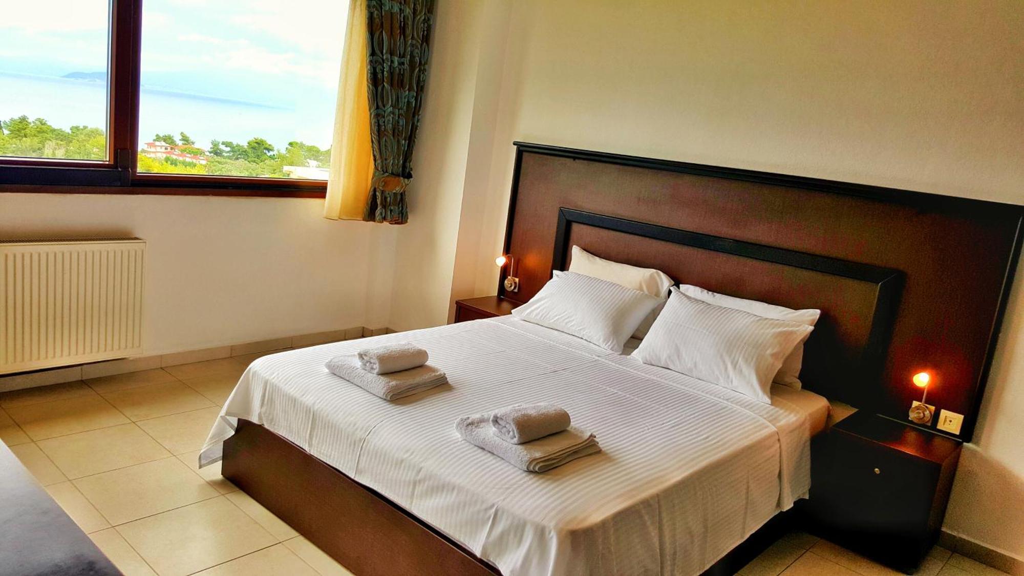 Bungalow White Tennis Apartments & Suites Pefkochori Rom bilde
