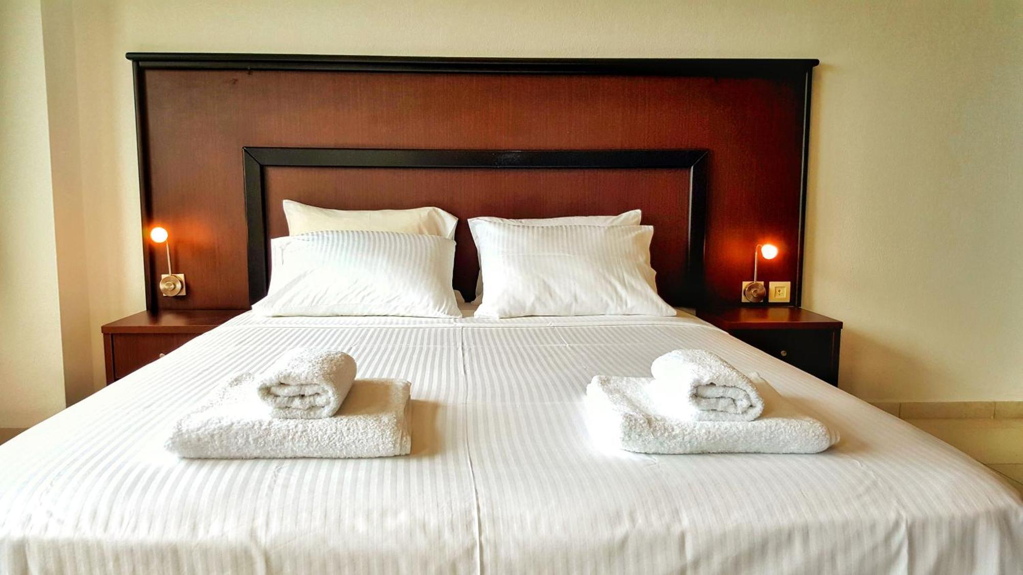 Bungalow White Tennis Apartments & Suites Pefkochori Rom bilde