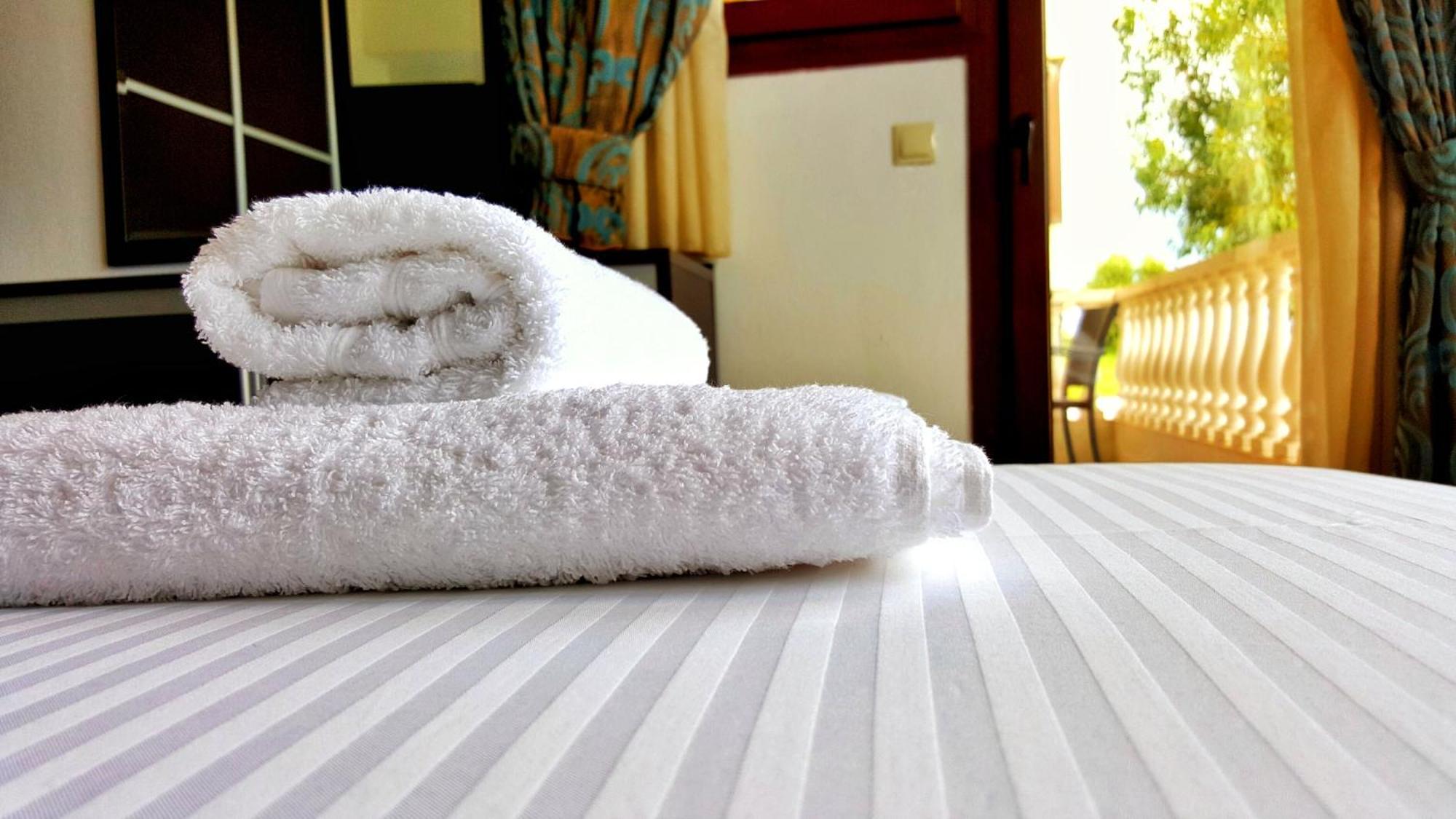 Bungalow White Tennis Apartments & Suites Pefkochori Rom bilde